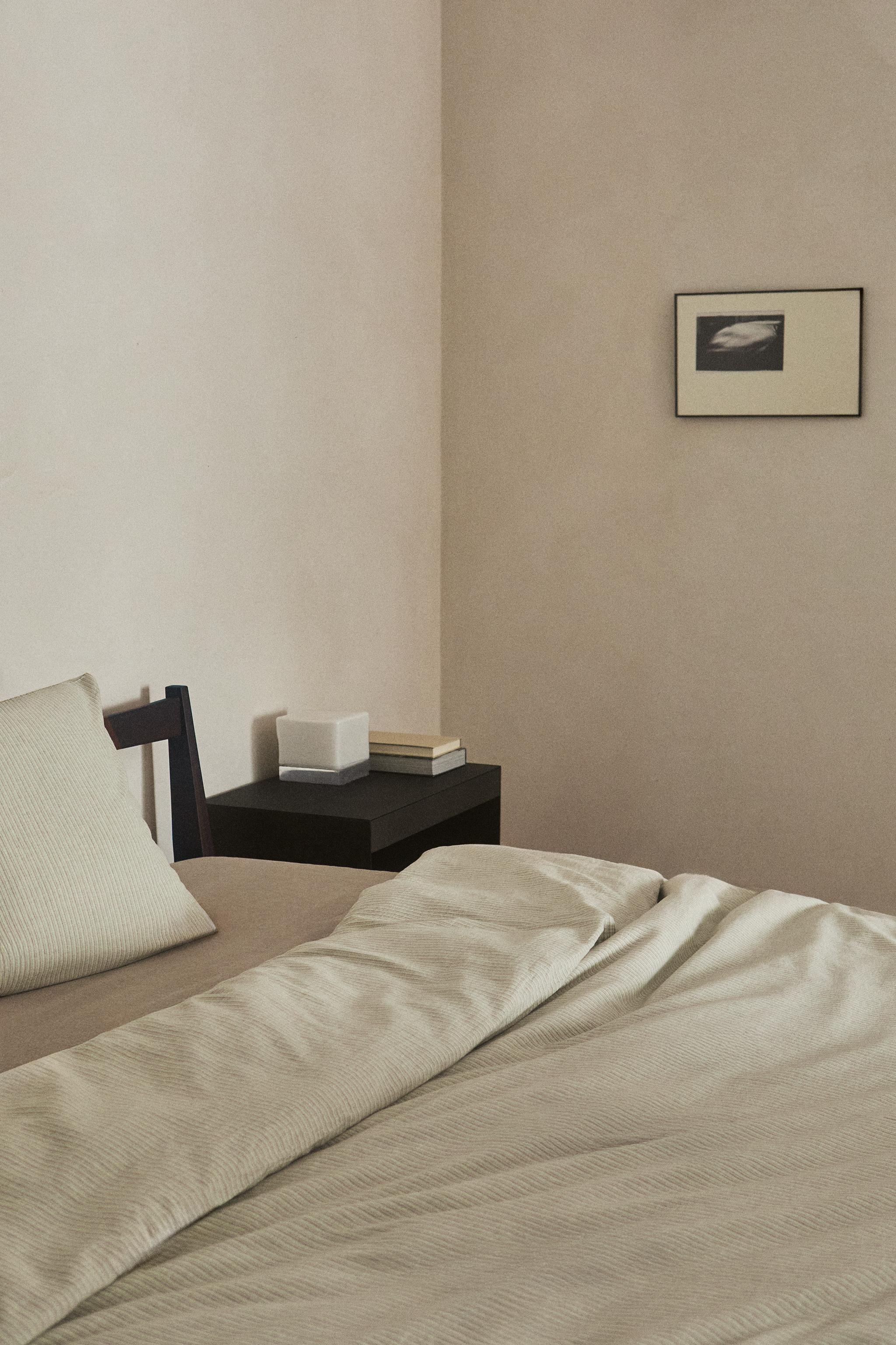 STRIPED LINEN AND COTTON DUVET COVER